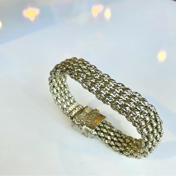Vintage Silver Mesh Statement Bracelet Magnetic Clasp - Picture 3 of 7